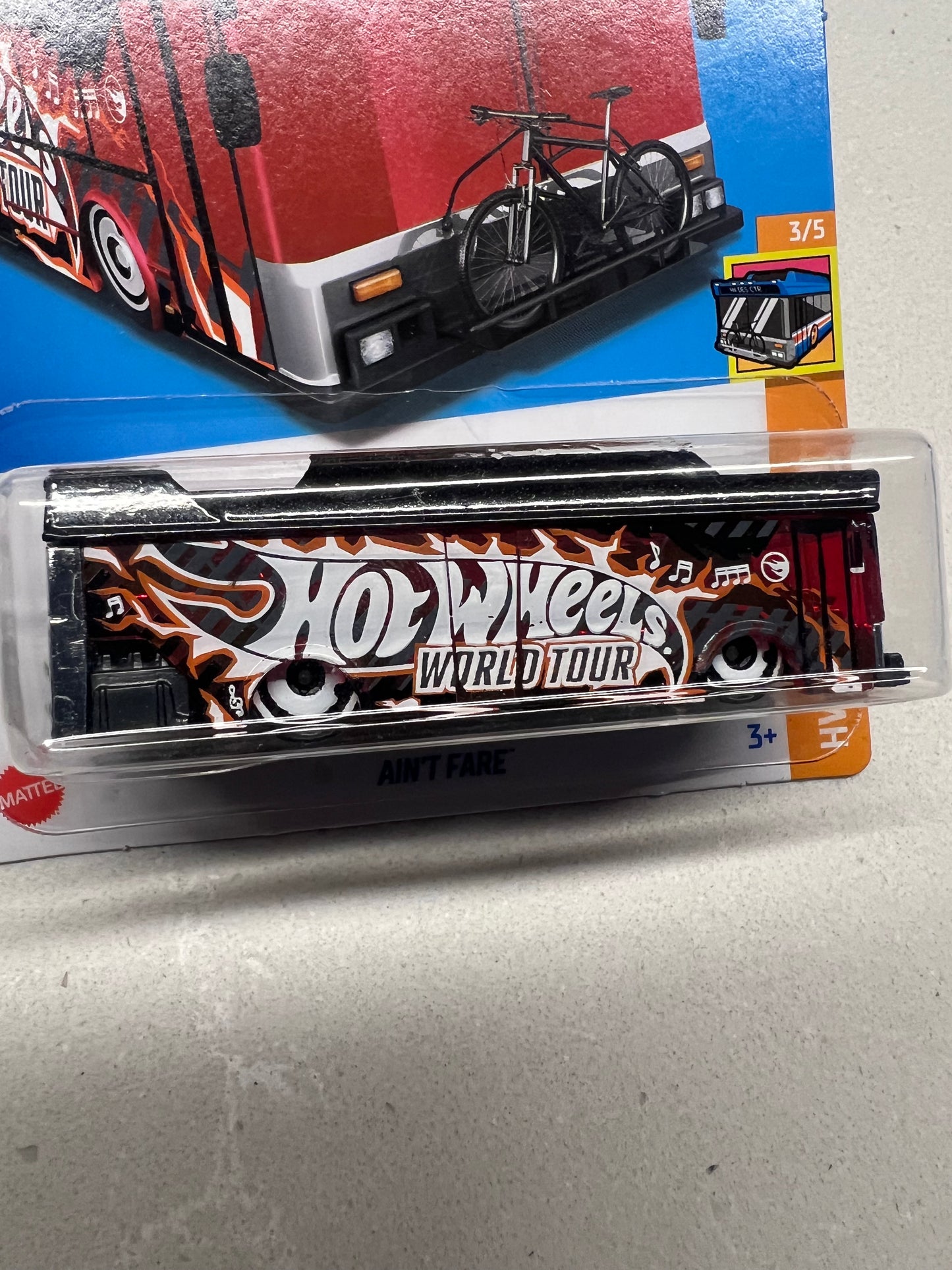 Hot Wheels Ain’t Fare – 2023 Treasure Hunt – HW Metro 3/5 – World Tour Livery – Mint Card