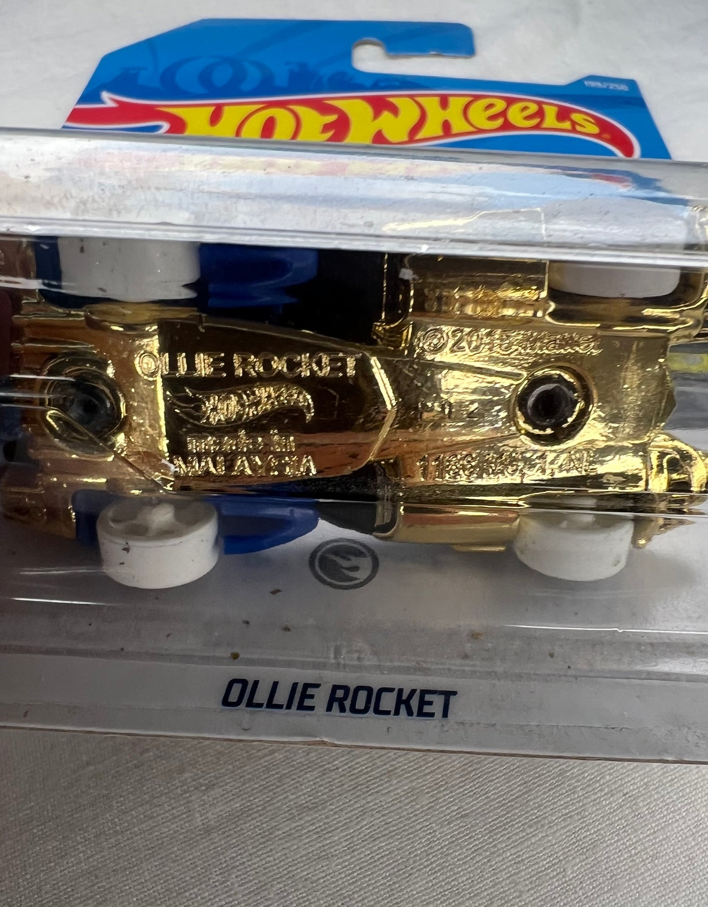 Hot Wheels Ollie Rocket – Treasure Hunt – Asteroid Interceptor – HW Space 5/5 – Mint Card