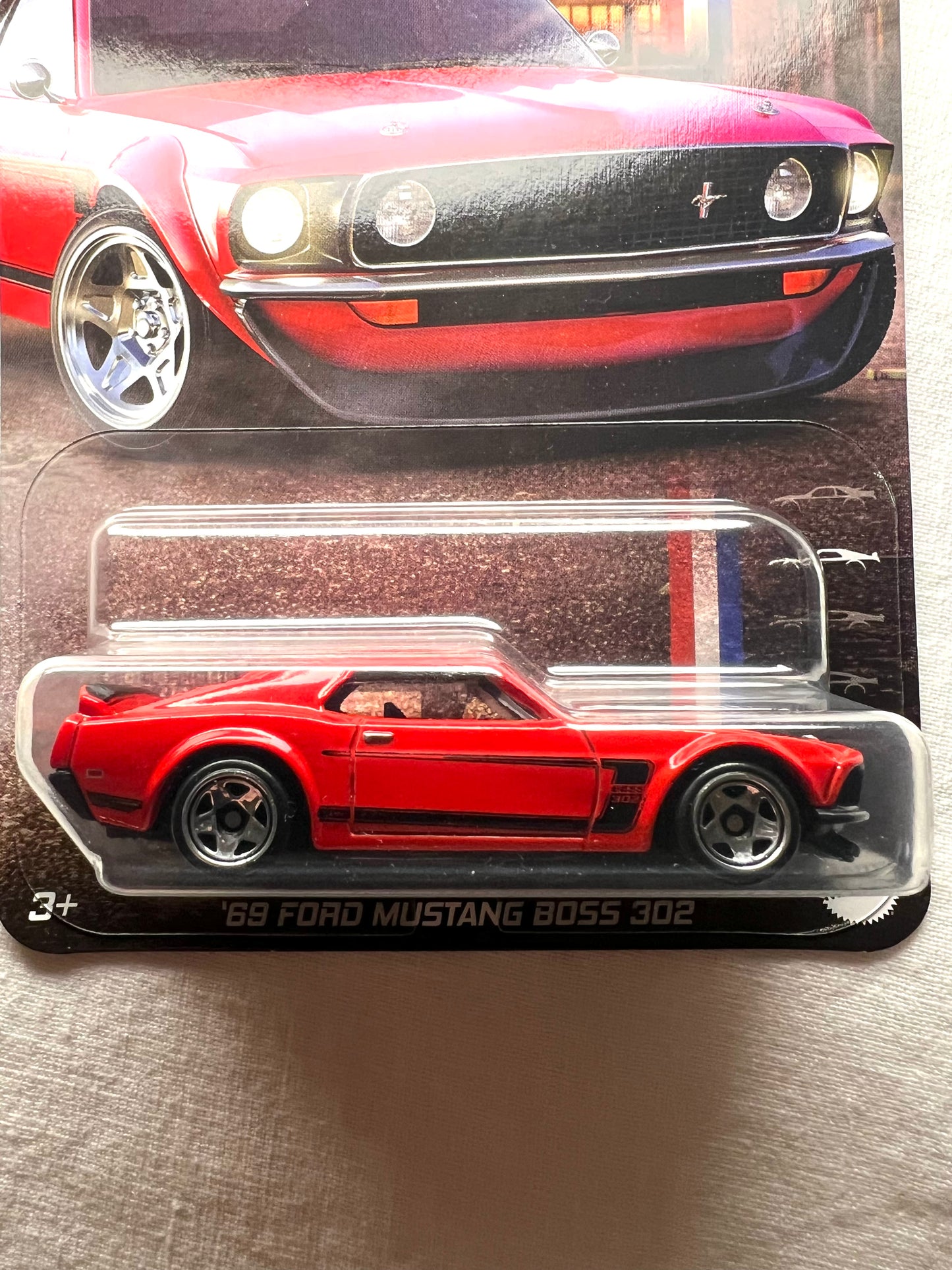 Hot Wheels ’69 Ford Mustang Boss 302 – Red – Silver Series 2025 – 60 Years Mustang 2/5 – Mint Card