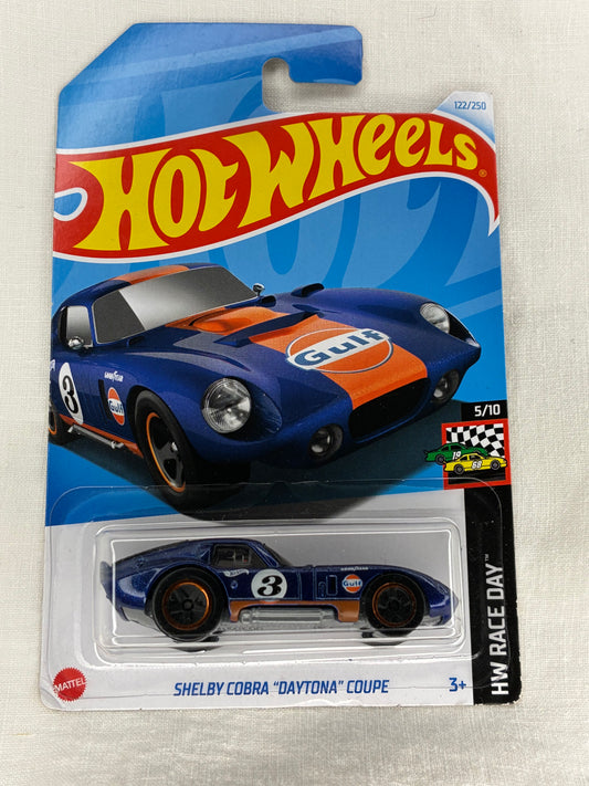 Hot Wheels Shelby Cobra Daytona Coupe – Gulf Livery – 2023 HW Race Day (122/250 | 5/10)